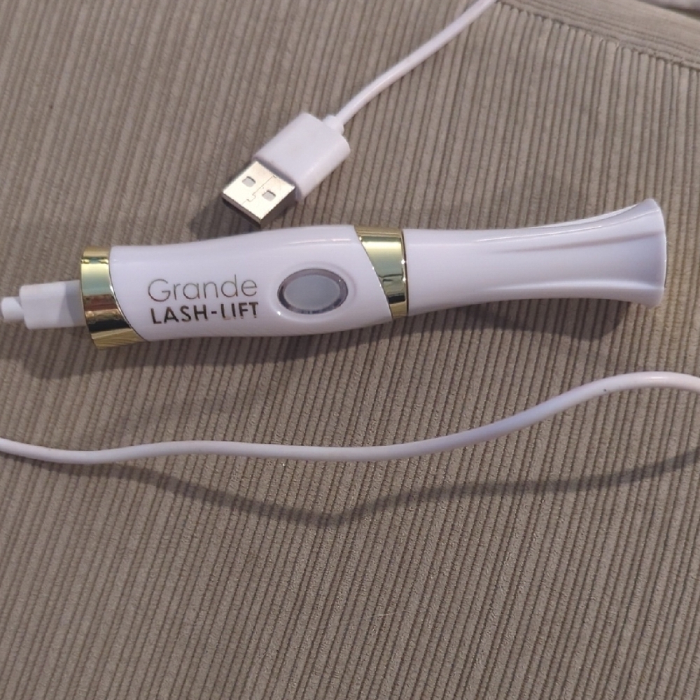 Grande Lash-Lift Eyelash Curler